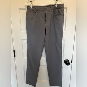 Men’s Lululemon ABC slim pants.  Size 31x32
